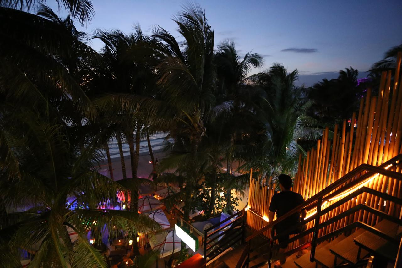 Hostel Avenue Beachfront Balabag  Экстерьер фото