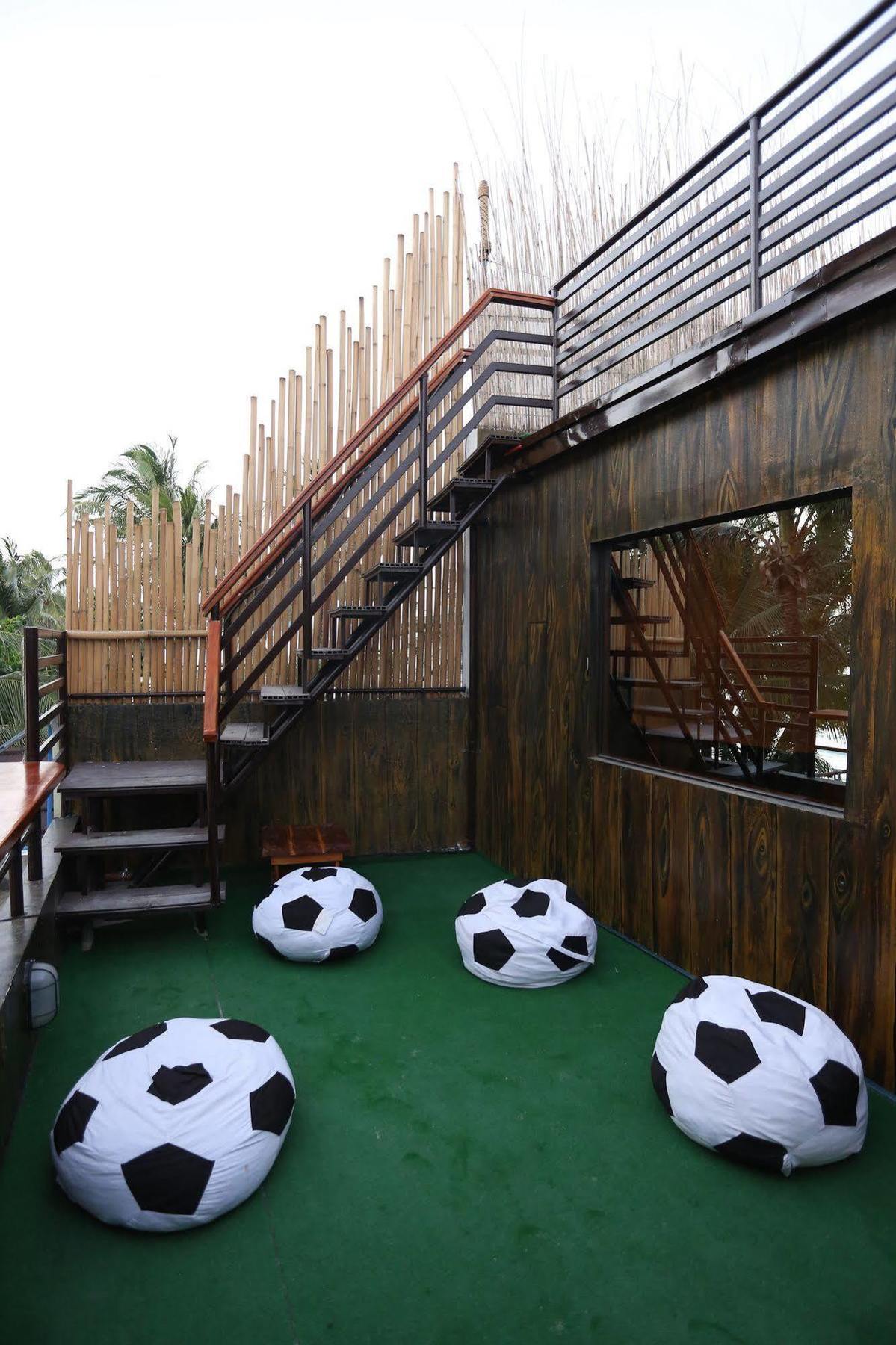Hostel Avenue Beachfront Balabag  Экстерьер фото